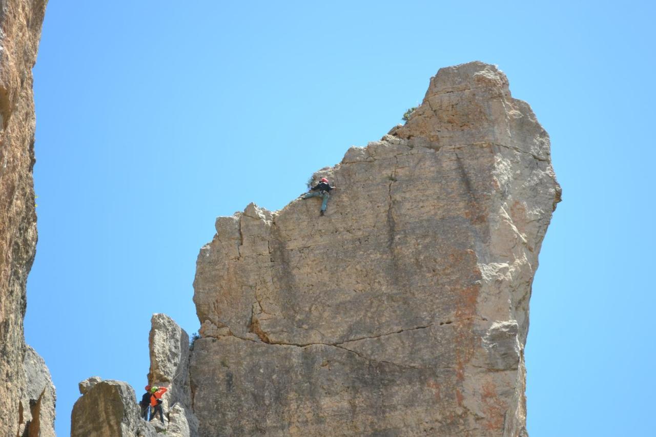 Bed and Breakfast Sardinia Climbing House Улассаи Экстерьер фото